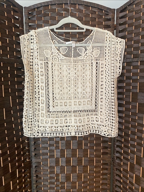 LC Lauren Conrad Tops - LC Lauren Conrad Cream Crochet Lace Boxy Tank Top